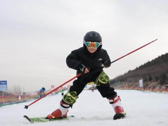 冰雪经济带火乡村振兴